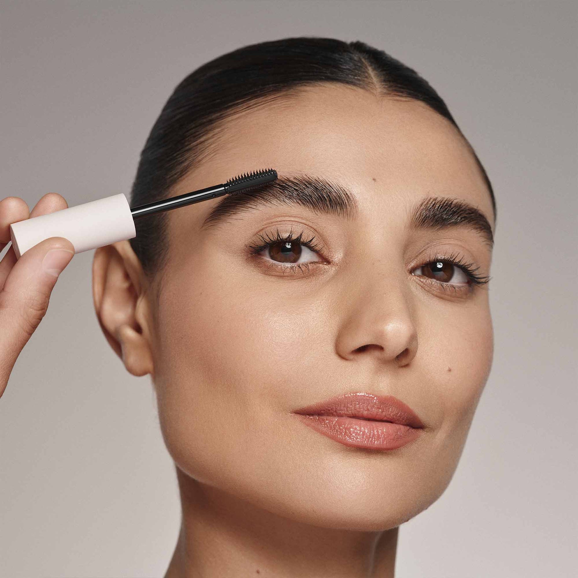 Discover Laminated Brows Duo - Model Image